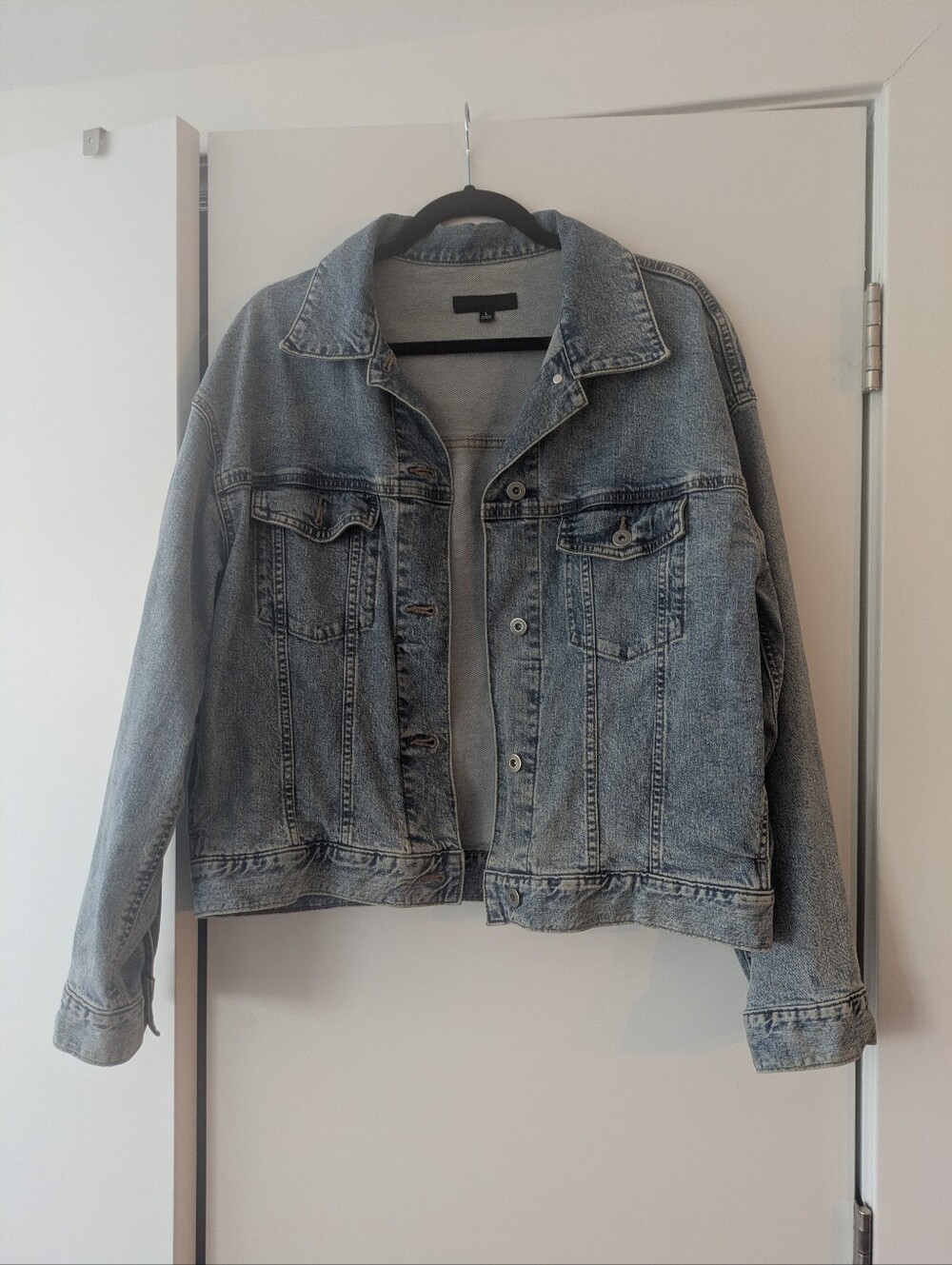 Uniqlo Light Wash Denim Jacket - Women